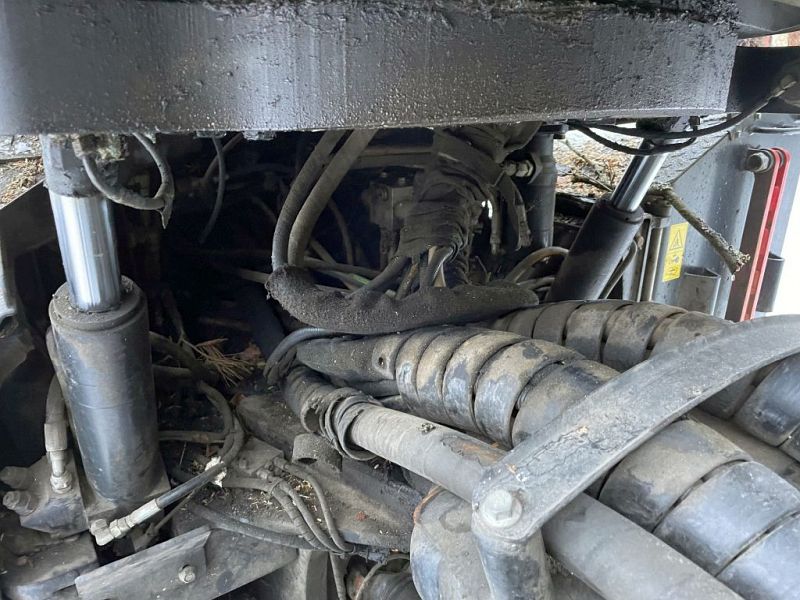 images/Maschinen/Harvester/John%20Deere/harvester-1170E_008.jpg#joomlaImage://local-images/Maschinen/Harvester/John Deere/harvester-1170E_008.jpg?width=1024&height=768