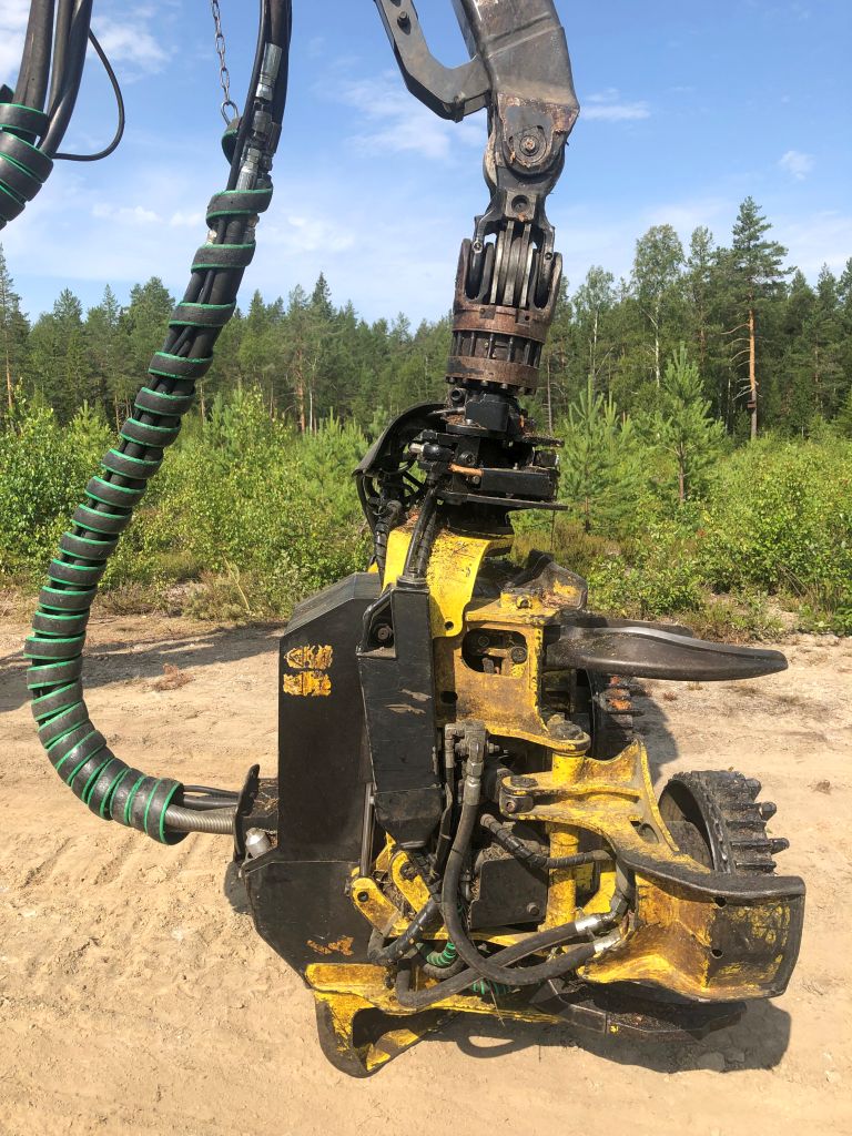 images/Maschinen/Harvester/John%20Deere/harvester-1170G-2019_003.jpg#joomlaImage://local-images/Maschinen/Harvester/John Deere/harvester-1170G-2019_003.jpg?width=768&height=1024