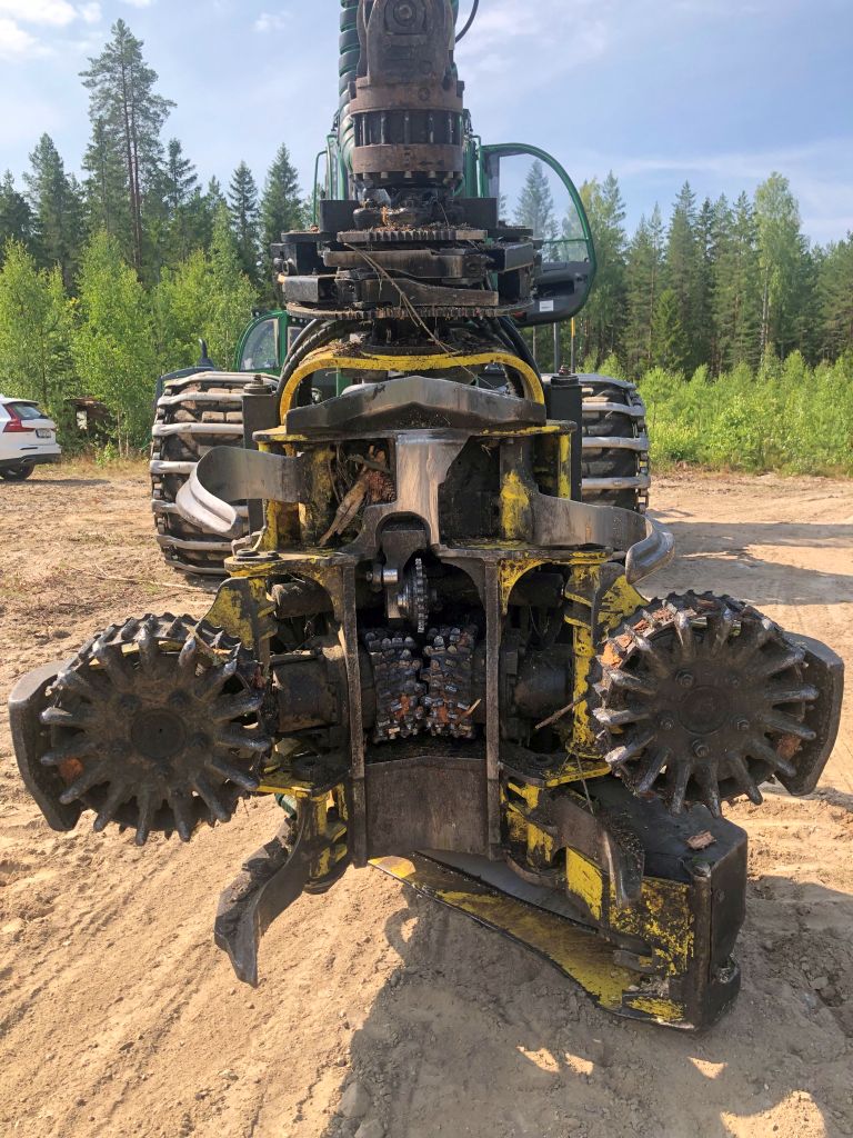images/Maschinen/Harvester/John%20Deere/harvester-1170G-2019_004.jpg#joomlaImage://local-images/Maschinen/Harvester/John Deere/harvester-1170G-2019_004.jpg?width=768&height=1024