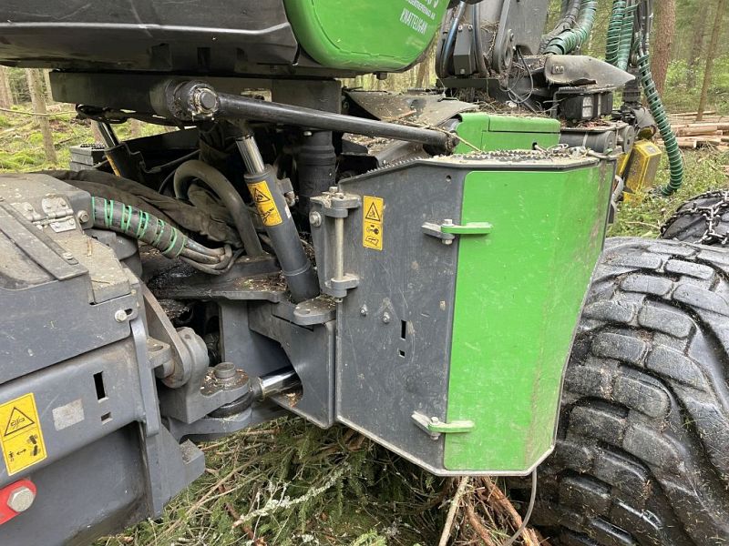 images/Maschinen/Harvester/John%20Deere/harvester-1170G_009.jpg#joomlaImage://local-images/Maschinen/Harvester/John Deere/harvester-1170G_009.jpg?width=1024&height=768