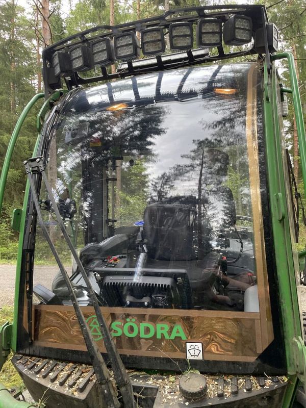 images/Maschinen/Harvester/John%20Deere/harvester-1170G_015.jpg#joomlaImage://local-images/Maschinen/Harvester/John Deere/harvester-1170G_015.jpg?width=768&height=1024