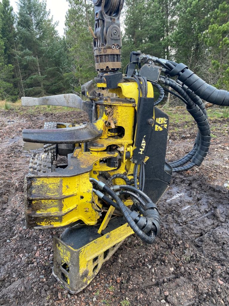 images/Maschinen/Harvester/John%20Deere/harvester-UK1470G_008.jpg#joomlaImage://local-images/Maschinen/Harvester/John Deere/harvester-UK1470G_008.jpg?width=768&height=1024